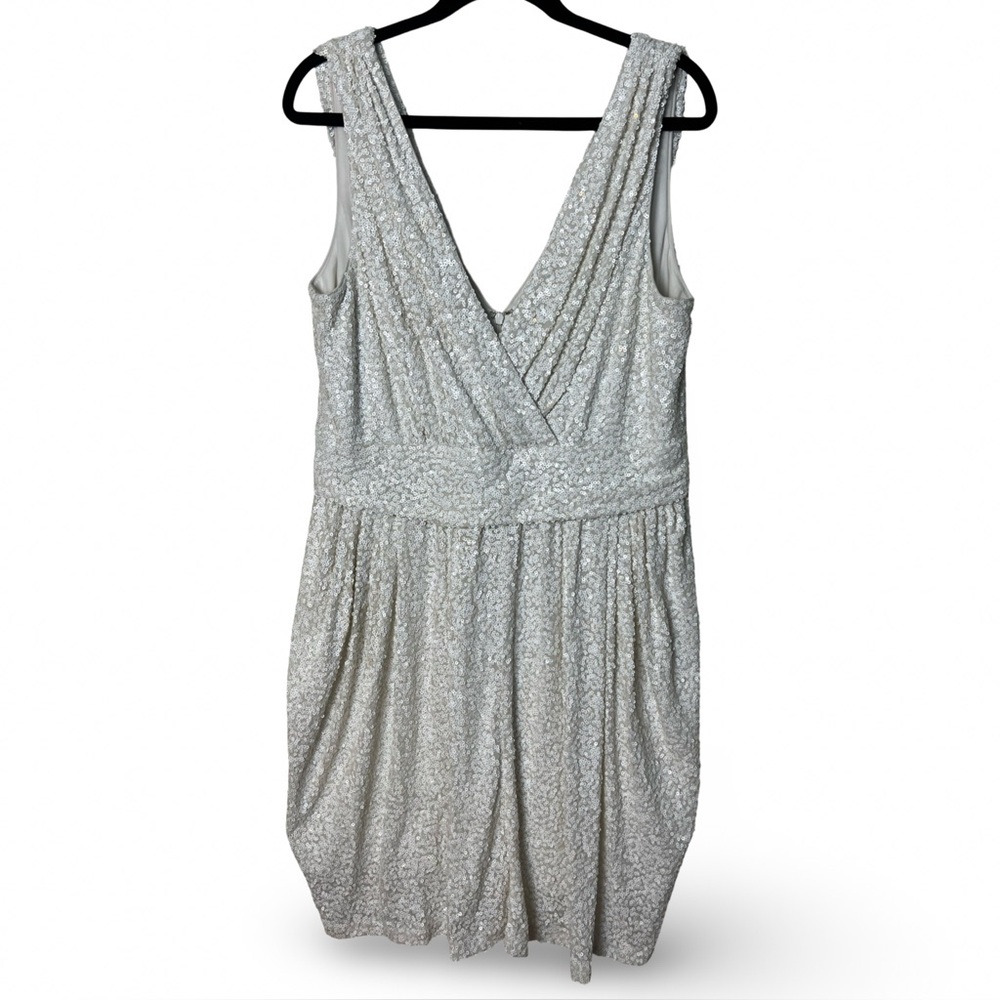 Badgley Mischka Collection Sequin Sleeveless‎ Cocktail Dress White – Sz. 16